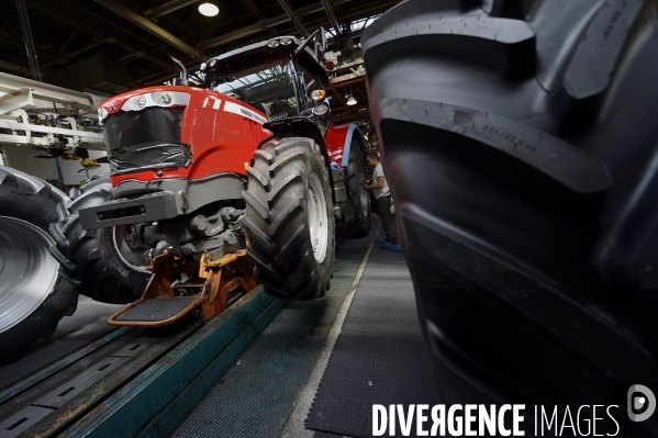 Usine Agco de fabrication des tracteurs Massey Ferguson