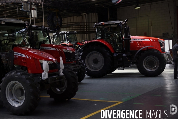 Usine Agco de fabrication des tracteurs Massey Ferguson