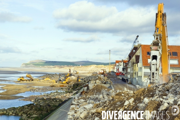 Illustration Janvier 2015.Protection du littoral.Travaux de reconstruction de la digue