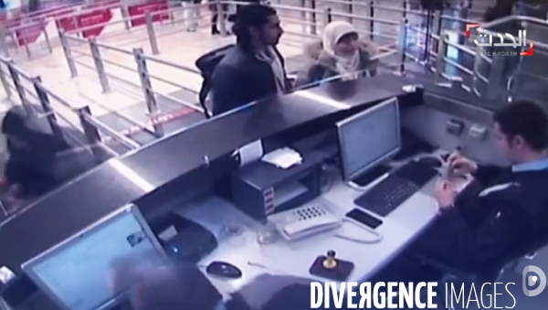 Hayat Boumeddiene, Paris Terror Girlfriend, Resurfaces in ISIS Video  Blow Up France 2  Clip. Hayat Boumeddiene, Paris Terror Petite amie, refait surface dans ISIS clip vidéo  Blow Up France 2 .