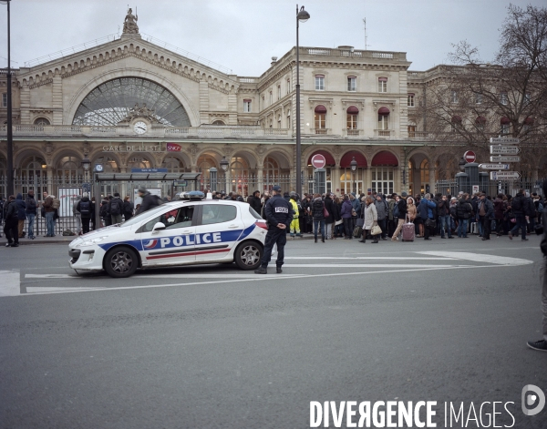 Plan Vigipirate au plus haut niveau. Gare de l est