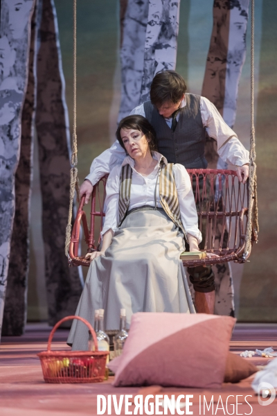 Les Estivants d après Maxime Gorki - Mise en scene Gerard Desarthe - Salle Richelieu - Comedie-Francaise