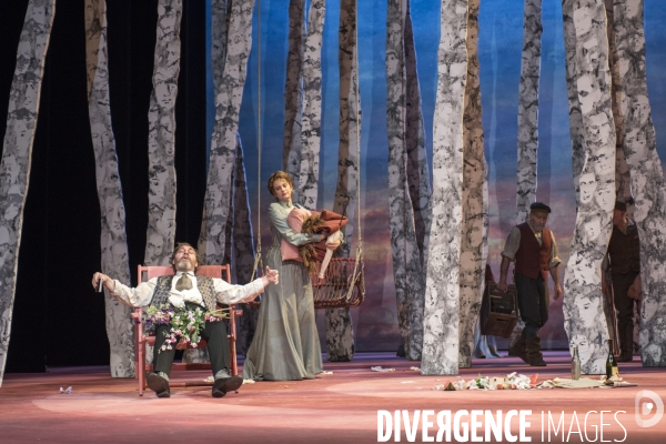 Les Estivants d après Maxime Gorki - Mise en scene Gerard Desarthe - Salle Richelieu - Comedie-Francaise