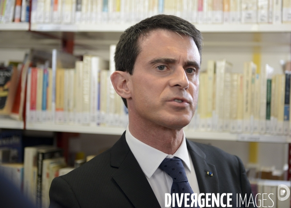 Manuel Valls en visite au Lycée Victor Hugo à Marseille