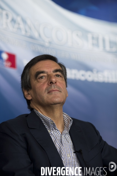 Francois Fillon a la rencontre des militants du Val dÄôOise