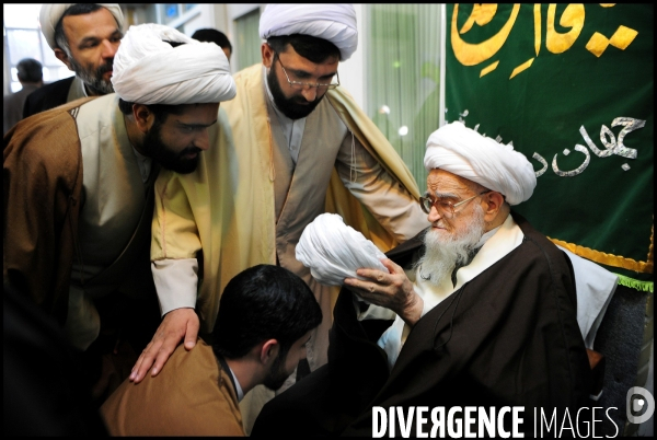 The kingdom of mullahs in Islamic Iran. Le royaume des mollahs en Iran islamique.