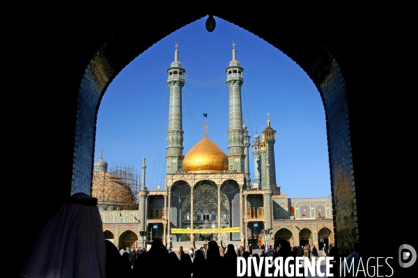 The kingdom of mullahs in Islamic Iran. Le royaume des mollahs en Iran islamique.