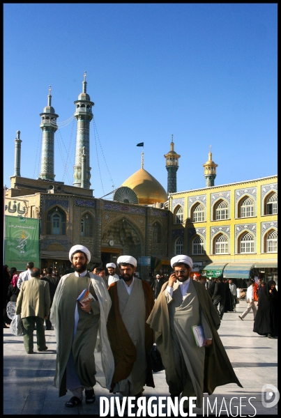 The kingdom of mullahs in Islamic Iran. Le royaume des mollahs en Iran islamique.