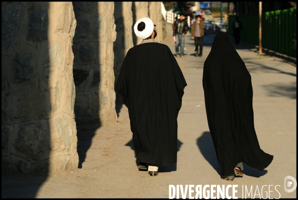 The kingdom of mullahs in Islamic Iran. Le royaume des mollahs en Iran islamique.