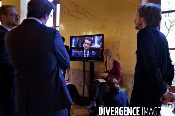 Motion de censure contre le gouvernement Valls