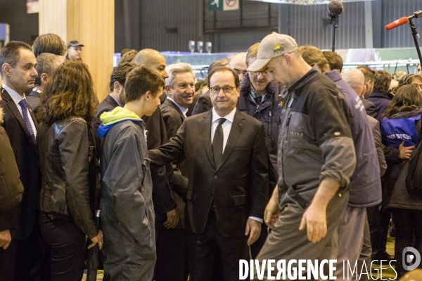 Francois Hollande au Salon de l Agriculture