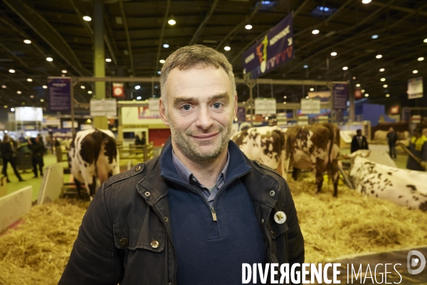 Manuel Valls PM au salon de l agriculture 2015