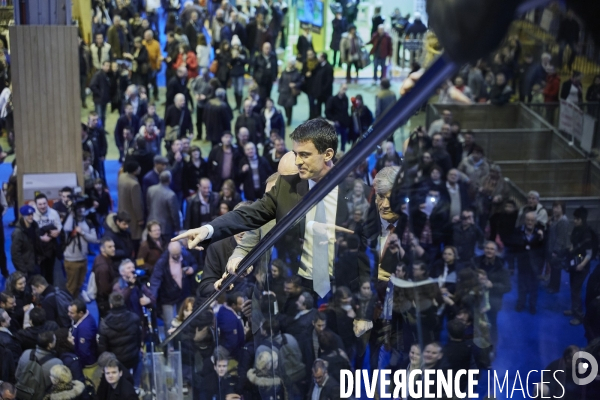 Manuel Valls PM au salon de l agriculture 2015