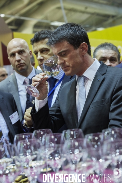 Manuel Valls PM au salon de l agriculture 2015