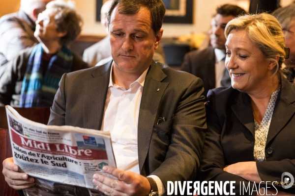 Marine Le Pen et Louis ALIOT à la conférence de presse du mouvement souverainiste et  gaulliste« Agir Pour la France » qui va rallier la candidature de Marine Le Pen à la présidentielle.