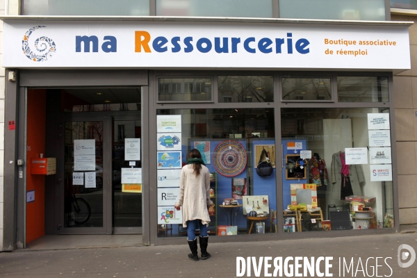 Carole DELGA inaugure la nouvelle boutique Ma Ressourcerie