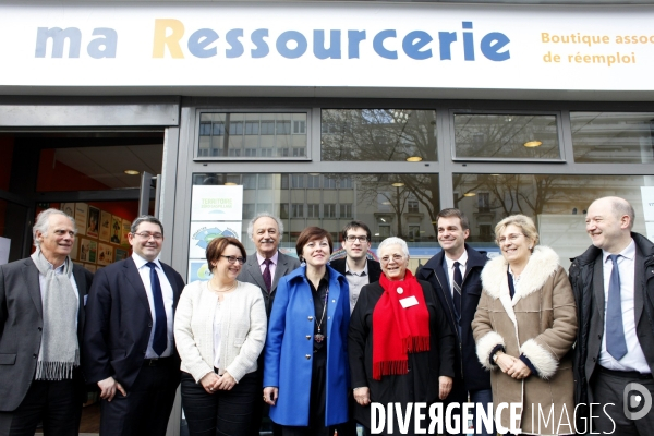 Carole DELGA inaugure la nouvelle boutique Ma Ressourcerie