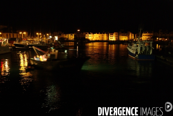 Le Lycee Maritime de Ciboure : formation de jeunes adolescents aux metiers de marins pecheurs