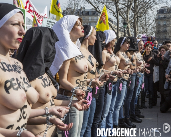 Marche de la  Journee internationale des Droits des Femmes, Paris.