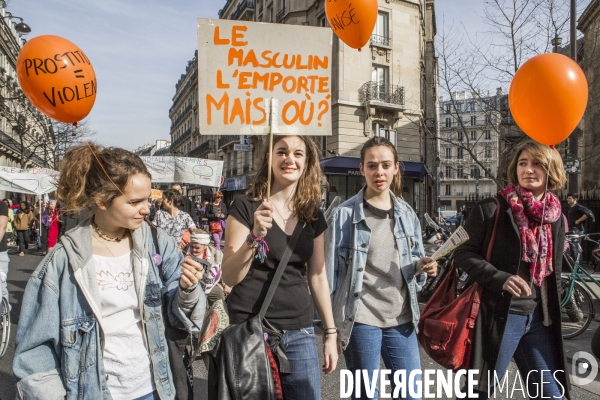 Marche de la  Journee internationale des Droits des Femmes, Paris.