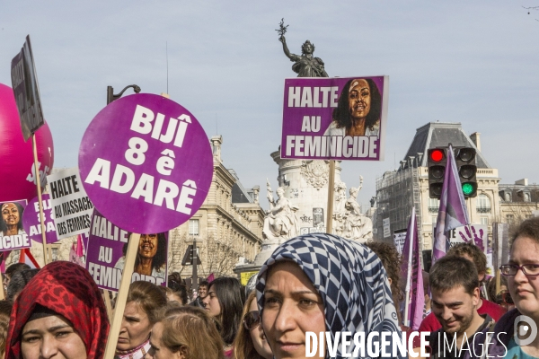 Marche de la  Journee internationale des Droits des Femmes, Paris.