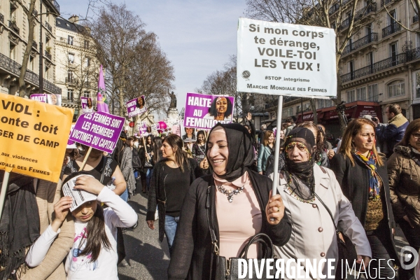 Marche de la  Journee internationale des Droits des Femmes, Paris.