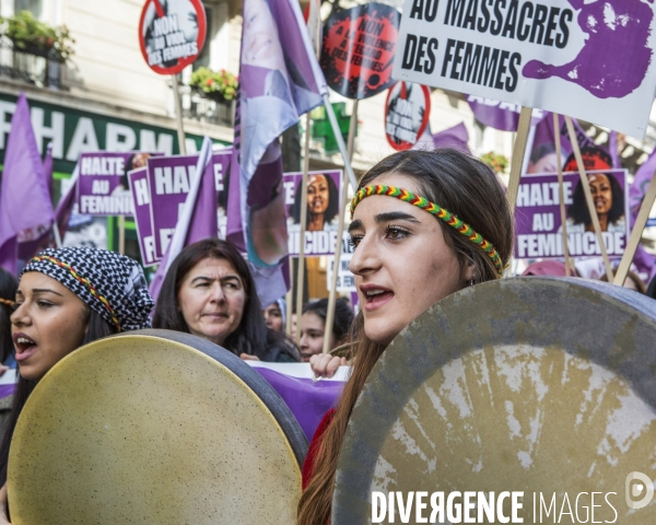 Marche de la  Journee internationale des Droits des Femmes, Paris.