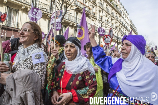 Marche de la  Journee internationale des Droits des Femmes, Paris.
