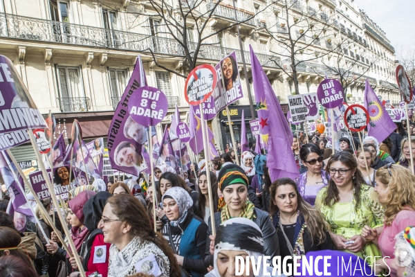 Marche de la  Journee internationale des Droits des Femmes, Paris.