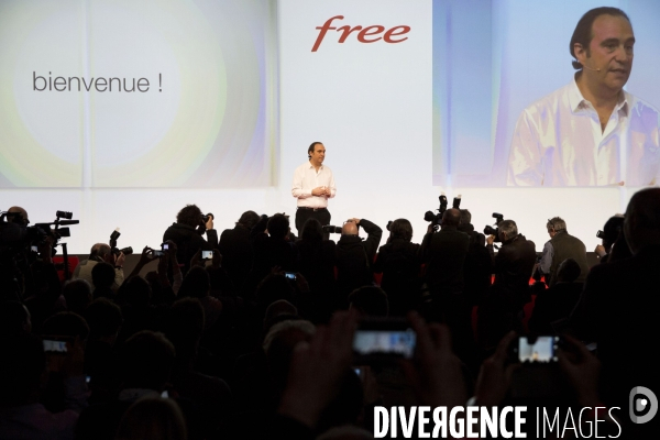 Xavier NIEL le vice-Président fondateur d ILIAD présente la nouvelle Freebox mini 4K.