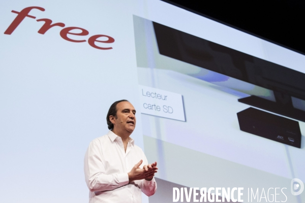 Xavier NIEL le vice-Président fondateur d ILIAD présente la nouvelle Freebox mini 4K.