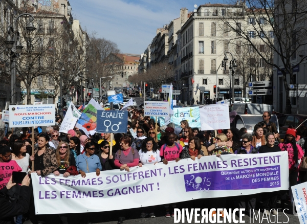 Marche des femmes a marseille