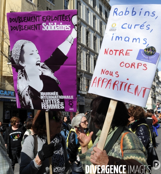 Marche des femmes a marseille