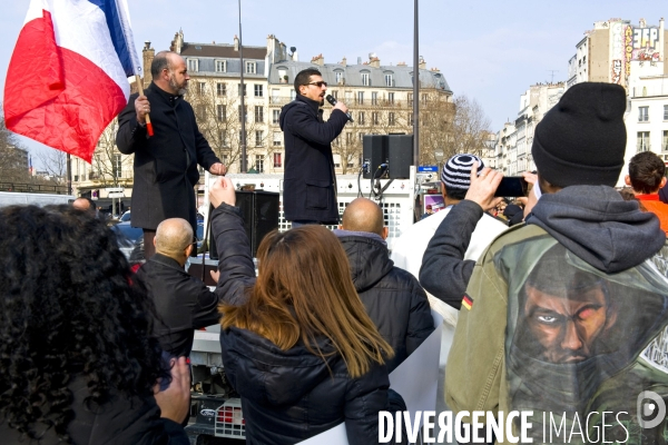 Marche contre l islamophobie.Prise de parole de Nabil Ennasari,president du collectif  des musulmans de France