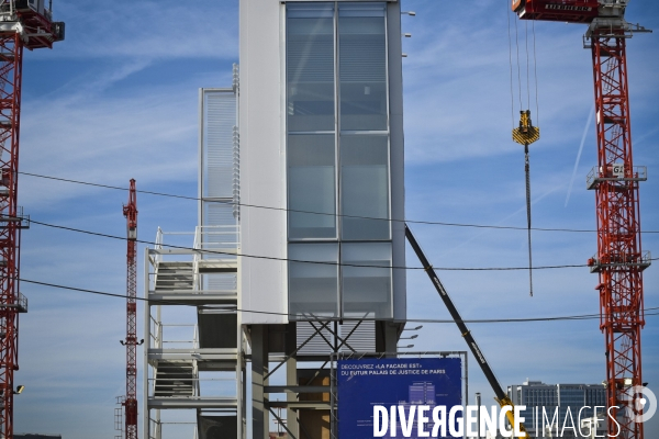 Porte de Clichy, Paris, chantier du nouveau Palais de Justice, de la station de metro, chantier d habitations aux abords