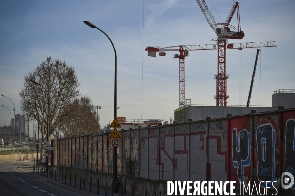 Porte de Clichy, Paris, chantier du nouveau Palais de Justice, de la station de metro, chantier d habitations aux abords