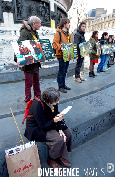 Illustration Mars 2015.Manifestation  commune de Sortir du nucleaire, et de Yosomono-net, reseau international de ressortissants japonais contre le nucleaire, de Greenpeace, place da la Republique