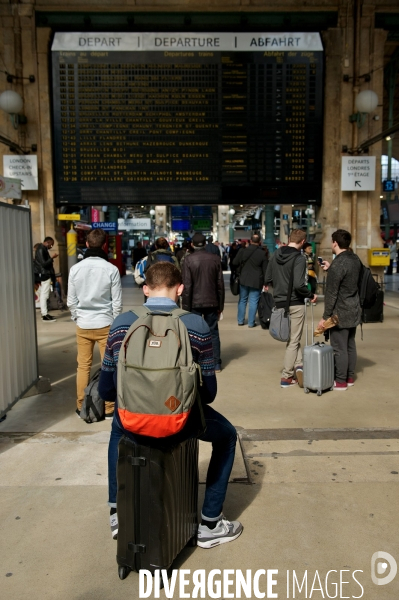 Voyageurs à la gare du nord