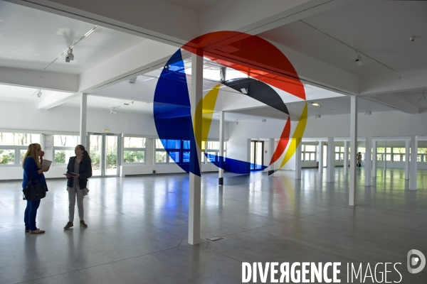 Illustration Avril 2015.Parc de la Villette.Oeuvre de l artiste Felice Varini