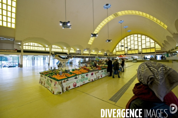 Illustration Avril 2015.Reims.a voute interieure des halles centrales du Boulingrin.