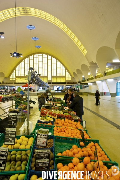 Illustration Avril 2015.Reims.a voute interieure des halles centrales du Boulingrin.