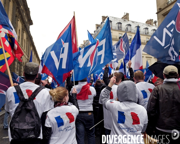 Defilé du front national le 1er mai 2015