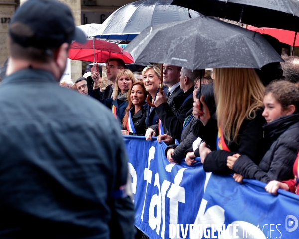 Defilé du front national le 1er mai 2015