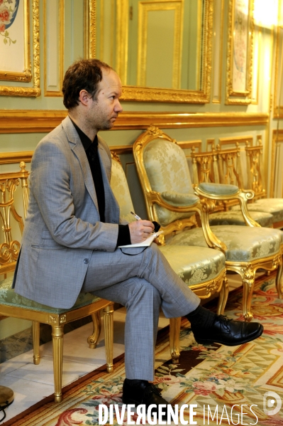 Mathieu SAPIN à l Elysée pour son album BD  Le Château  Mathieu SAPIN à l Elysée pour son album BD  Le Château 