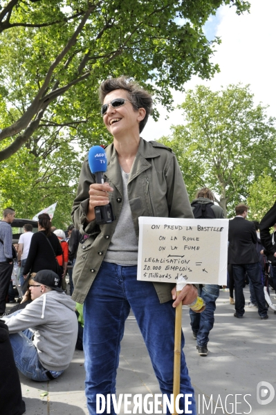 Marche mondiale pour le cannabis à Paris.