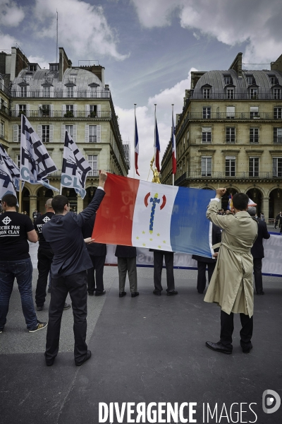 Dissidence Française , Jeanne D arc 2015