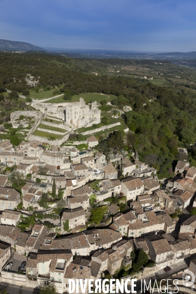 Vue aérienne du Luberon