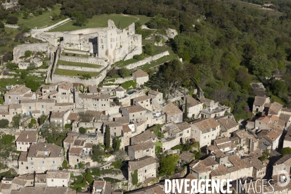 Vue aérienne du Luberon