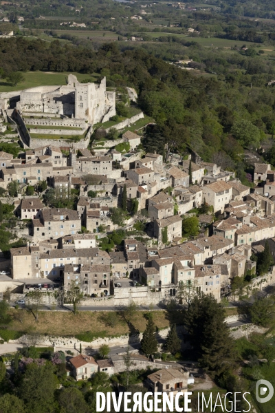 Vue aérienne du Luberon