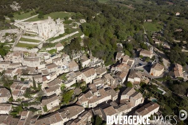 Vue aérienne du Luberon